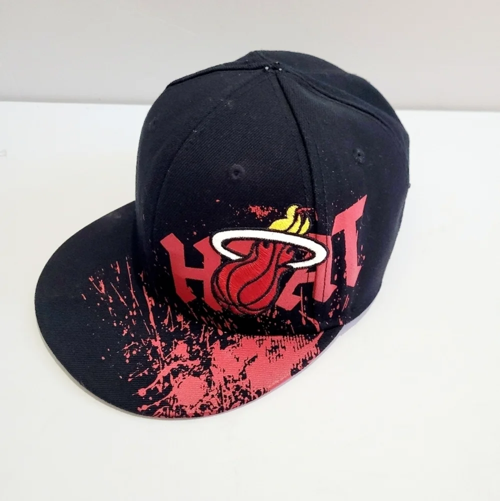 Miami Heat NBA Wool Blend Ball Cap Size S/M Embroidered - Picture 2 of 10